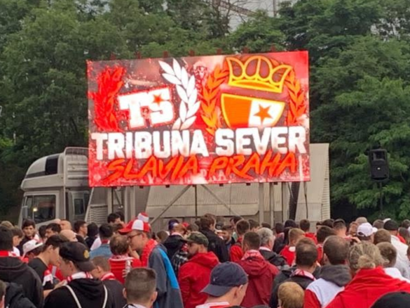 Slavia Praha – LED obrazovka